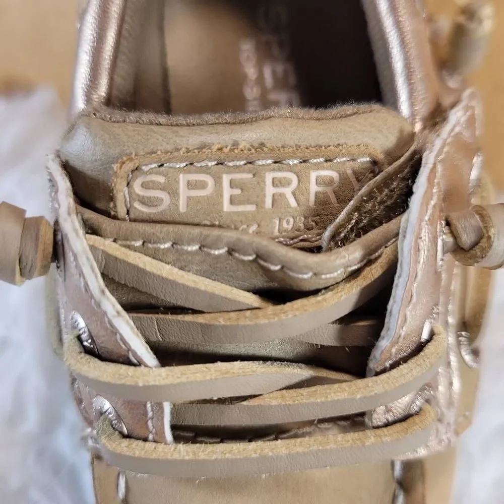 Sperry Girls Boat Shoes Rose Gold Songfish Jr.- Size 7.5- NEW